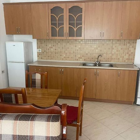 Aria Apartment'S فلورا المظهر الخارجي الصورة