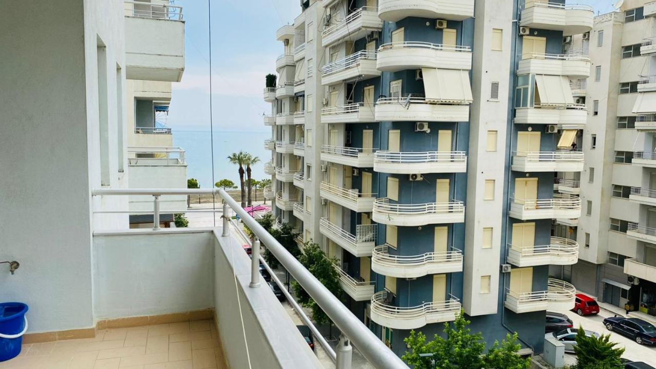 Aria Apartment'S فلورا المظهر الخارجي الصورة