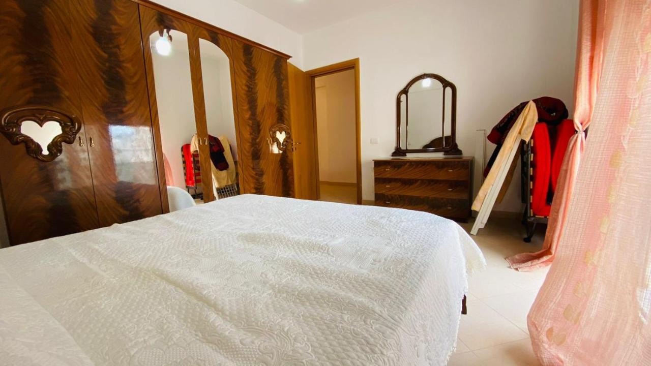 Aria Apartment'S فلورا المظهر الخارجي الصورة
